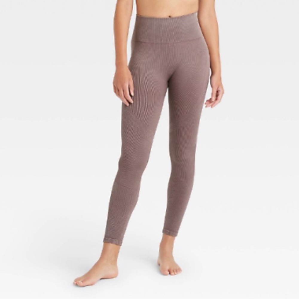 ISO !! Searching for joy lab seamless in iron grey size xs